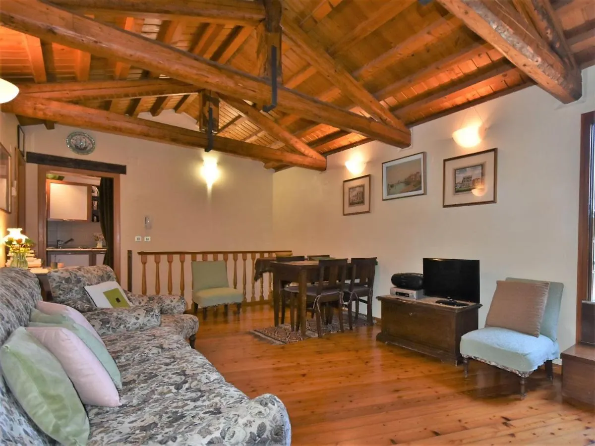 Apartment Fondamenta Del Rielo By Interhome