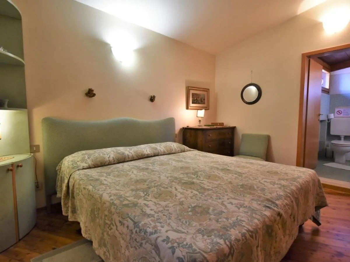 Apartment Fondamenta Del Rielo By Interhome