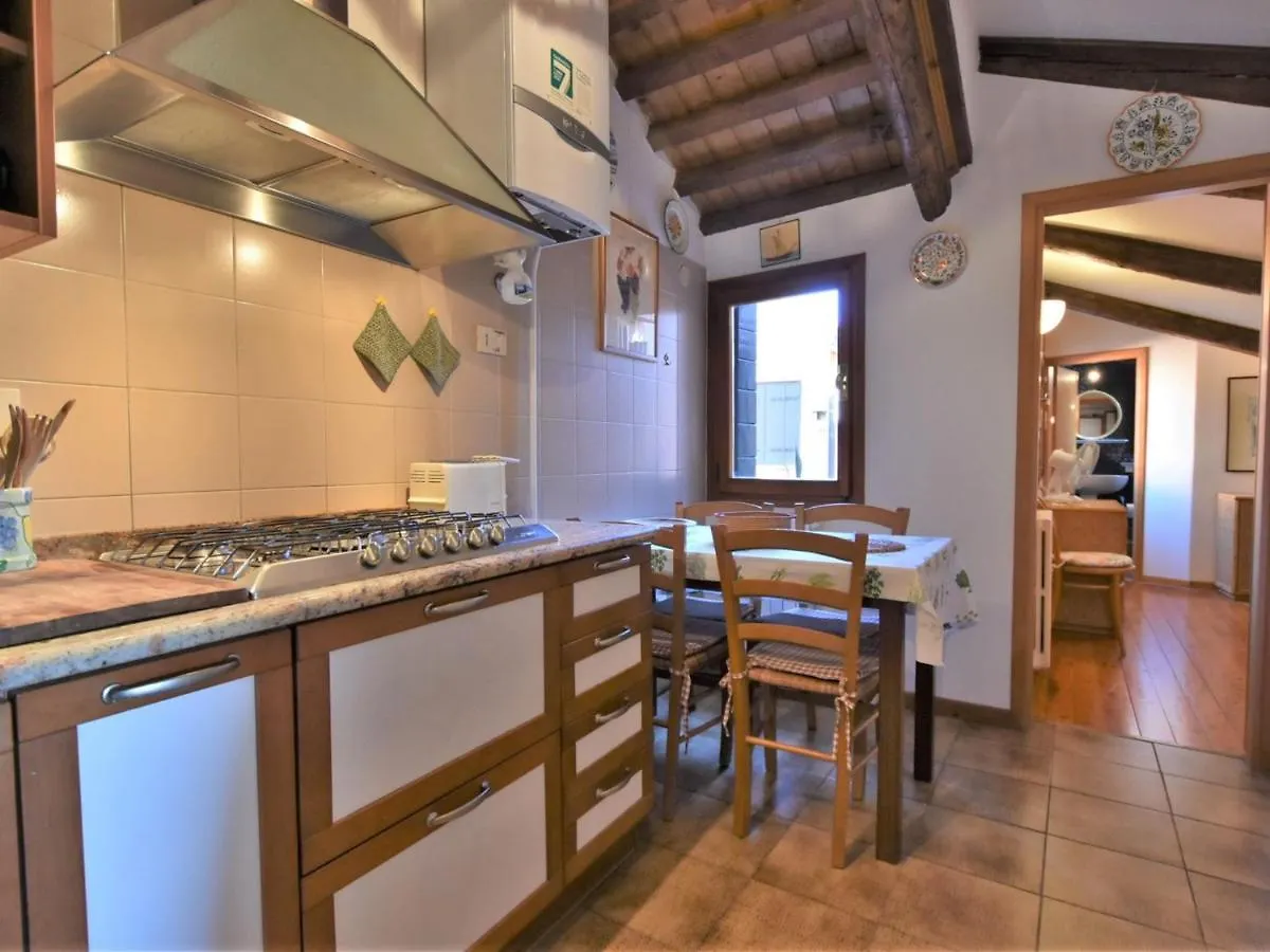 Apartment Fondamenta Del Rielo By Interhome